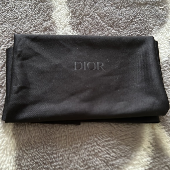 Christian Dior new sunglasses - Picture 2 of 9